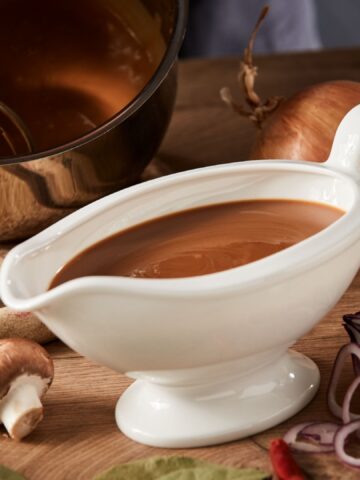 The Simple Gravy Recipe Everyone Swears By