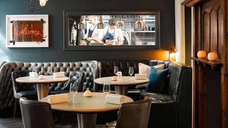 Paul Ainsworth At No.6 (6 Middle Street, Padstow, Cornwall, United Kingdom)