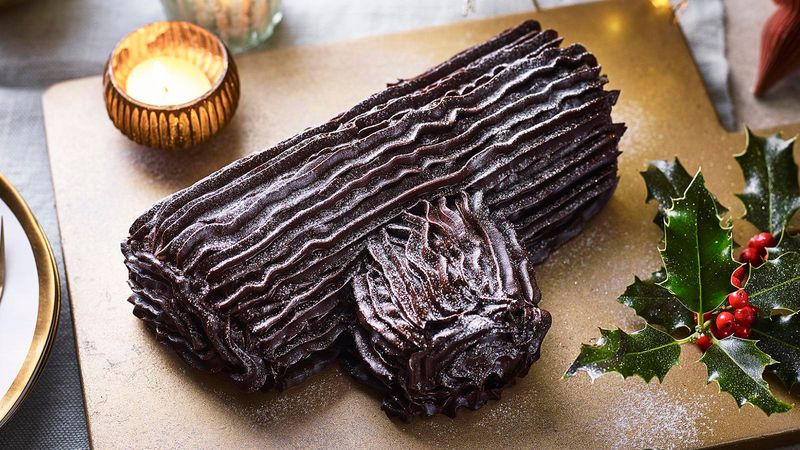 How The Yule Log Cake Took Over British Dessert Tables