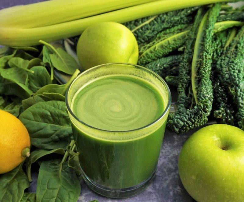 Kale And Green Apple Juice