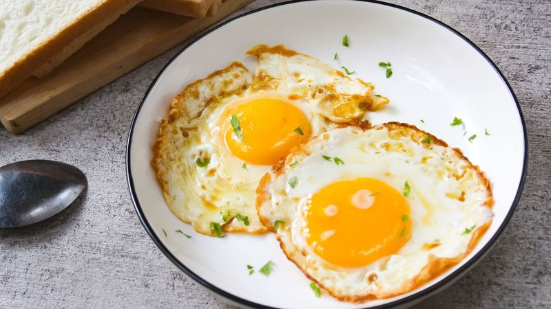 Crispy Fried Eggs With A Splash Of Water