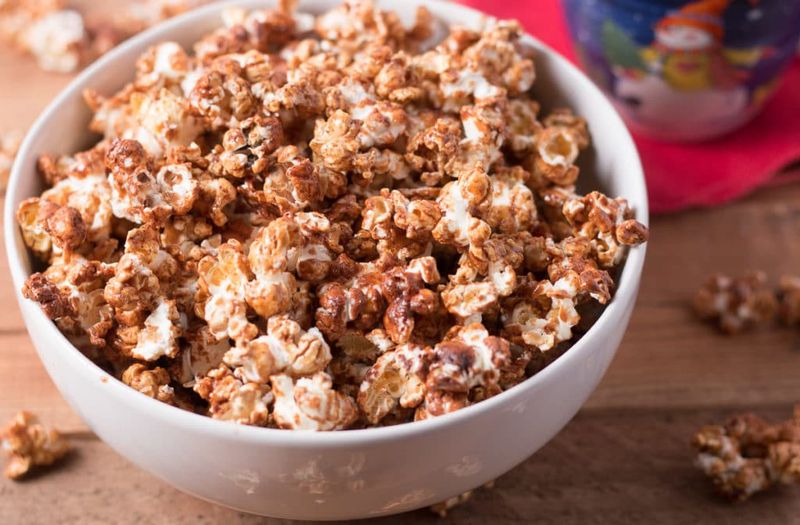 Gingerbread Popcorn Clusters