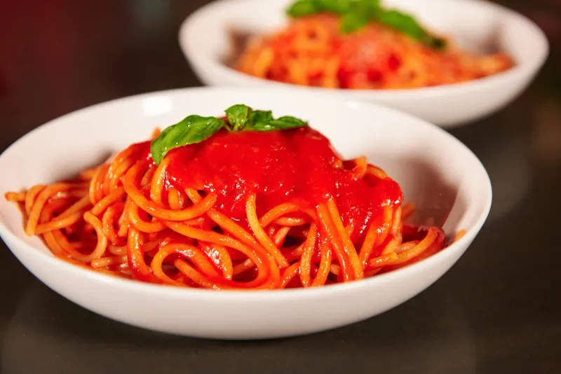 Pasta With Tomato Sauce
