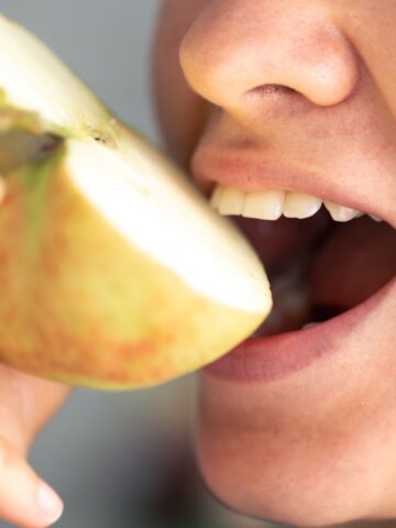 What Might Happen To Your Body If You Eat Apples Every Day