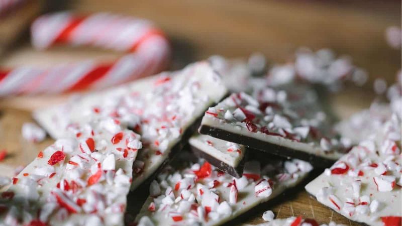 Peppermint Bark Bites