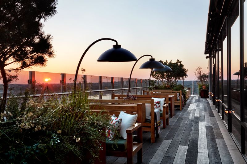 The Perfect Spot For Sunset Dining In The Heart Of The City