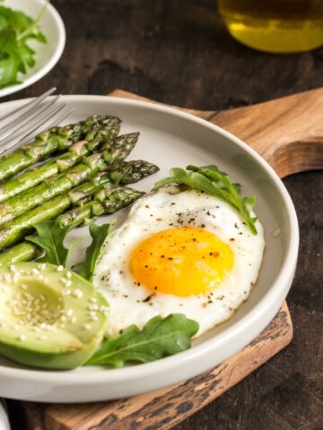 10 Foods To Pair With Eggs For Maximum Nutrition Benefits