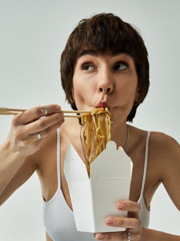 15 Foreign Food Rules Britons Often Find Surprising