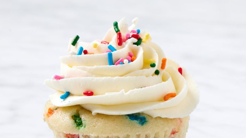 Classic Vanilla Confetti Cupcakes