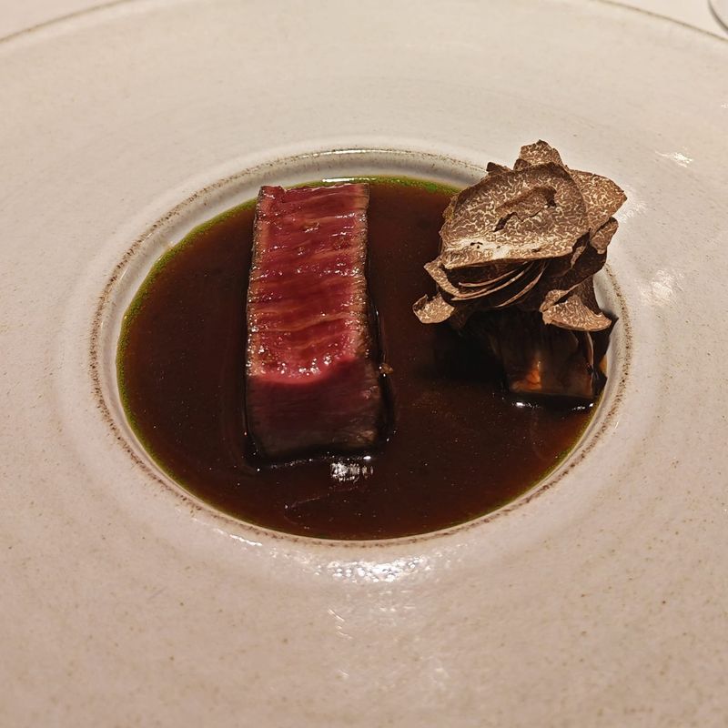How Quiet Confidence Shapes The Food On The Plate