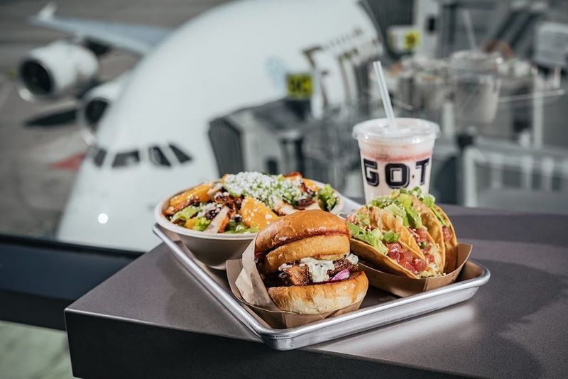 All Airport Food Comes From Frozen Packs