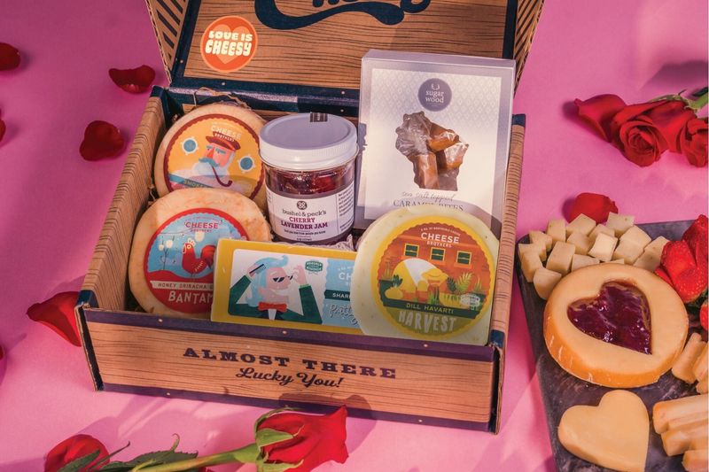Luxury Cheese Gift Set With Accompaniments