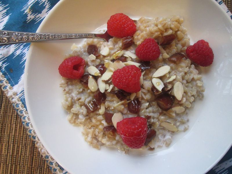 Wholegrain Cereal With Milk And Fresh Fruit