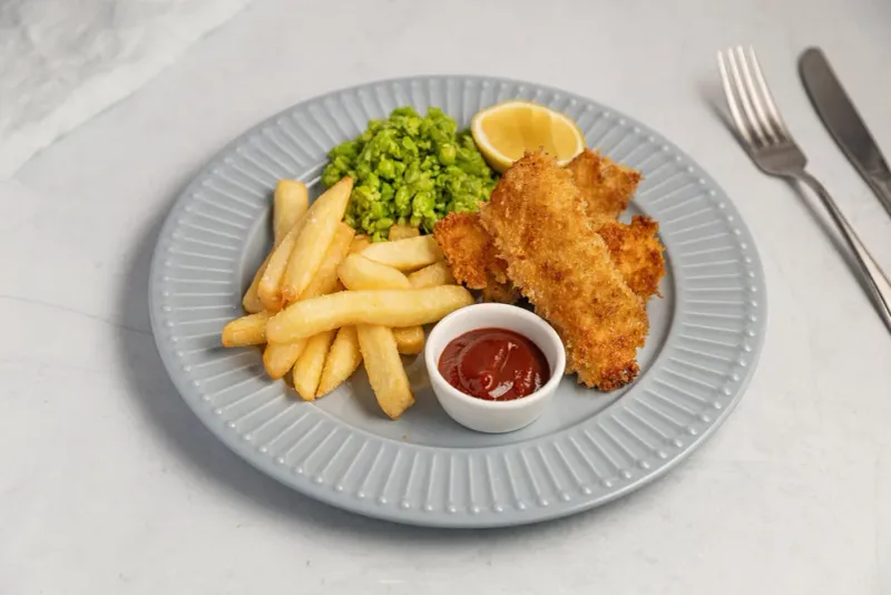 Fish Fingers With Chips