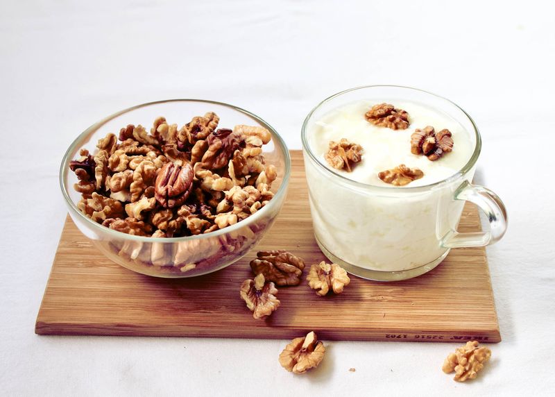 Easy Ways To Eat Nuts