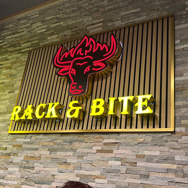 Rack & Bite Smokehouse And Grill (Shoreditch, London)