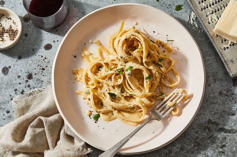 Fresh Pasta With Creamy Sauce