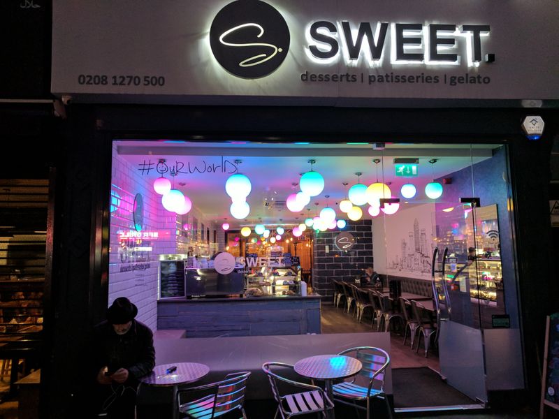 Sweet Café - Stepney
