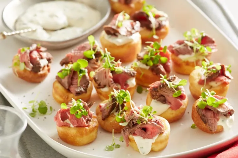 Mini Yorkshire Pudding Canapés With Roast Beef