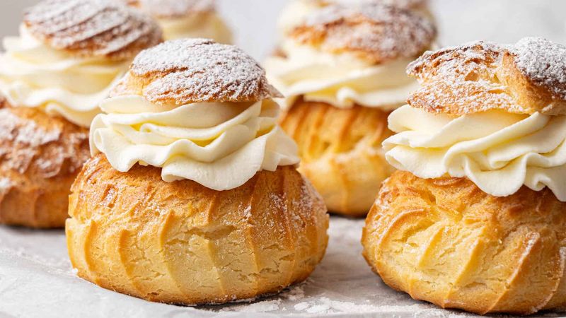 Choux Cream Puffs