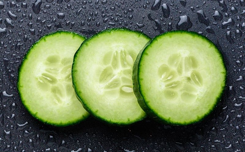 Cucumber – Fog Prevention On Mirrors