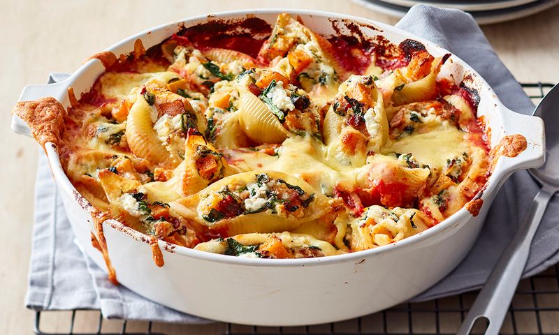 Spinach And Ricotta Stuffed Shells