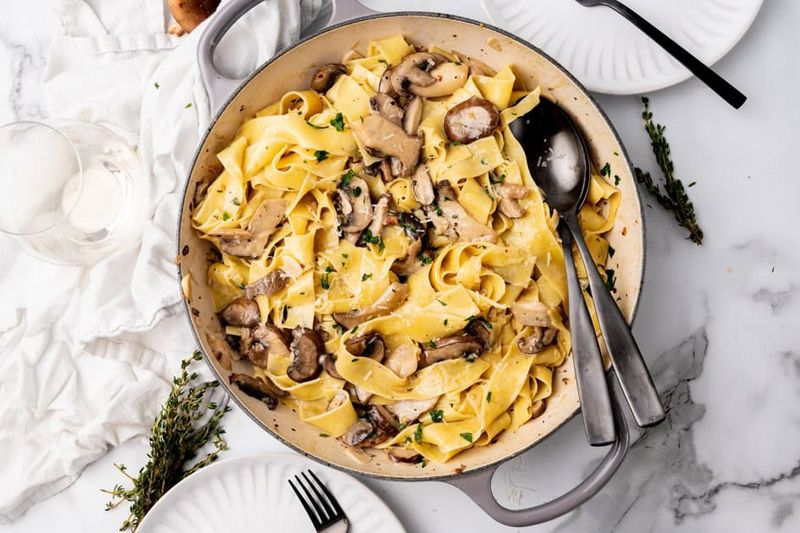 Creamy Mushroom And Thyme Tagliatelle