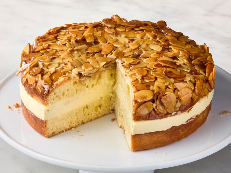 Bee Sting Cake