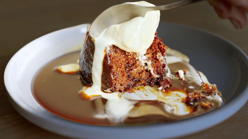 Sticky Toffee Pudding With Warm Custard