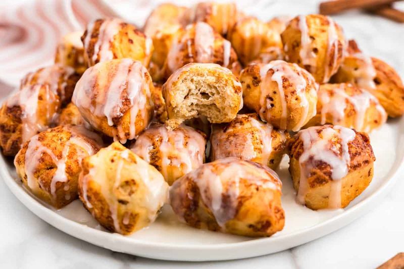 Mini Cinnamon Roll Bites