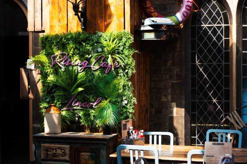 Rising Café