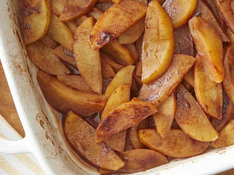 Baked Apples With Cinnamon