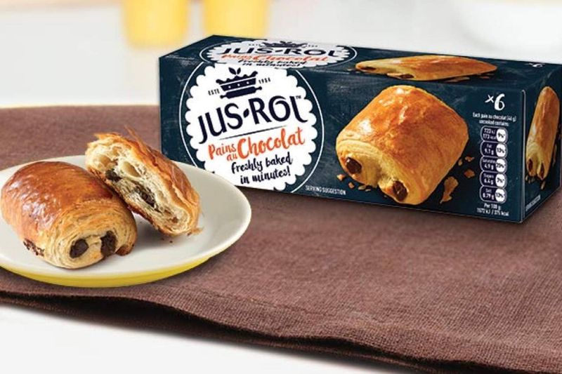 Jus-Rol Pains Au Chocolat Kit