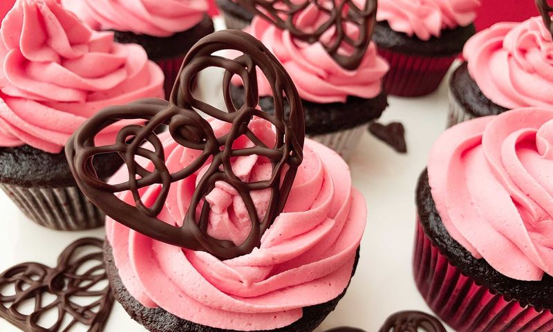 Chocolate Drizzle Hearts