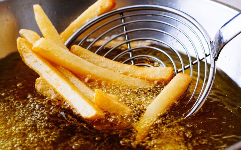 Why Some Oils Suit Frying Better Than Others