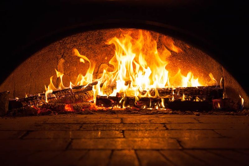 Wood-Fired Ovens Can Reach Temperatures Over 450°C