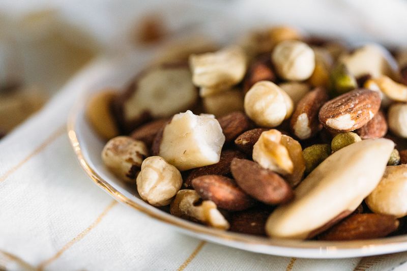Mixed Nuts (Unsalted)