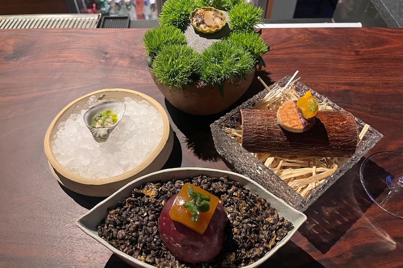 Restaurant Tasting Menus With Foam Courses