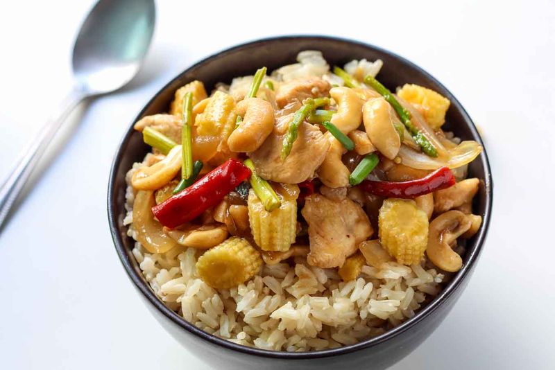 Chicken With Cashew Nuts