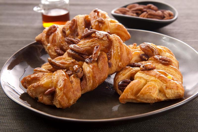 Maple And Pecan Plait