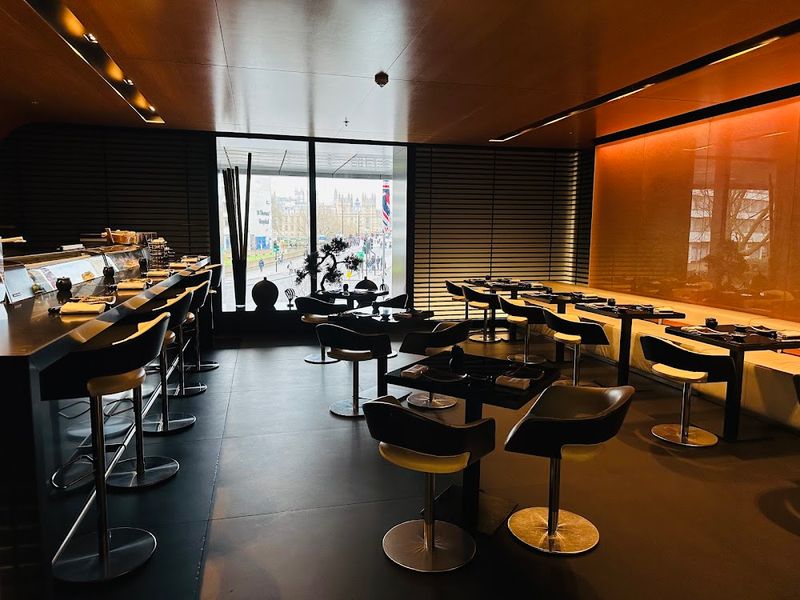 Ichi Sushi & Sashimi Bar At Park Plaza London Westminster Bridge