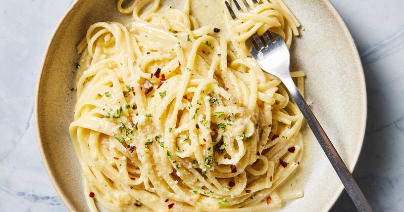 Garlic Butter Parmesan Linguine