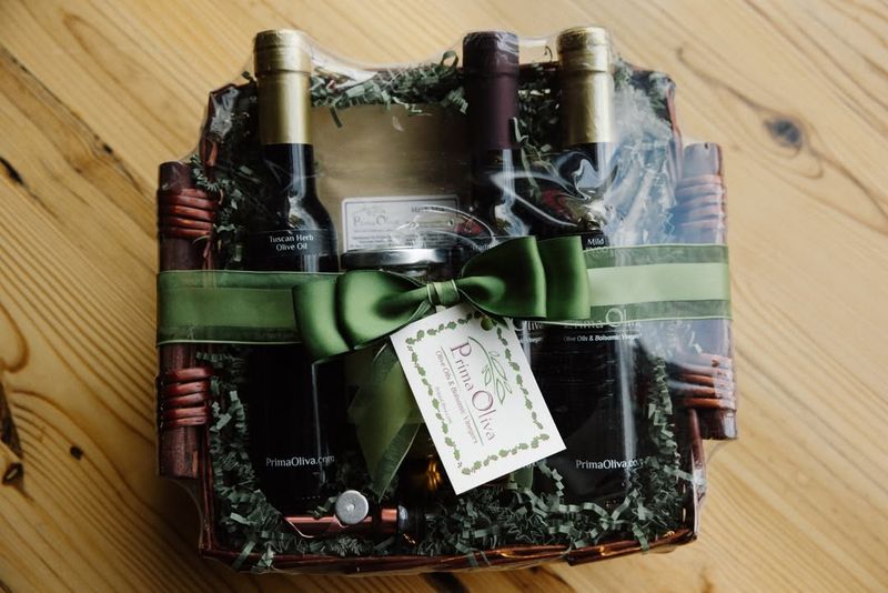Gourmet Olive Oil And Balsamic Vinegar Gift Set