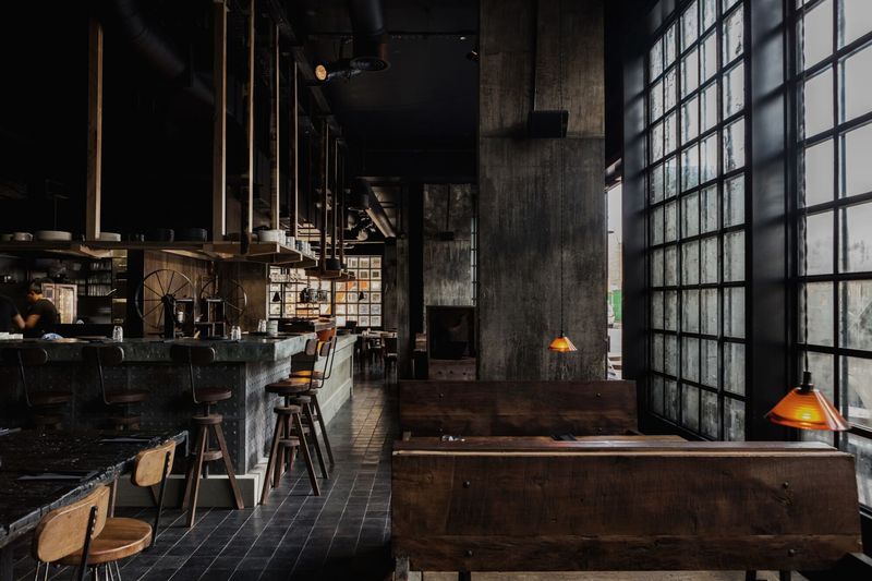 SMOKESTAK (London)
