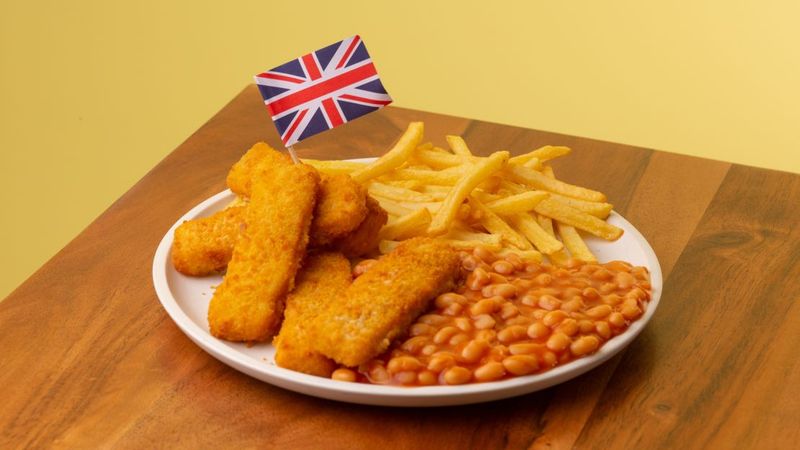 Why British Dinners Balance Tradition And Convenience