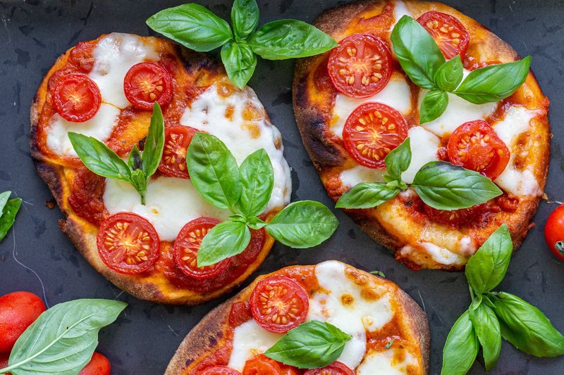Mini Margherita Flatbread Pizza