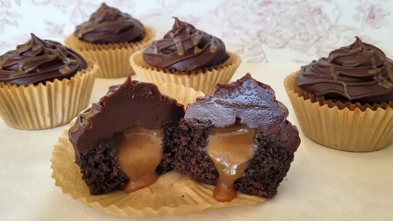 Chocolate Caramel Cupcakes