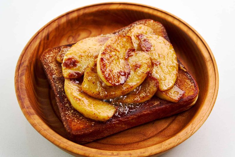 Apple And Cinnamon Toast