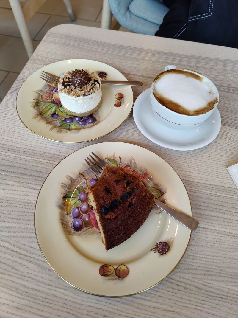 Tania's Of Hampstead