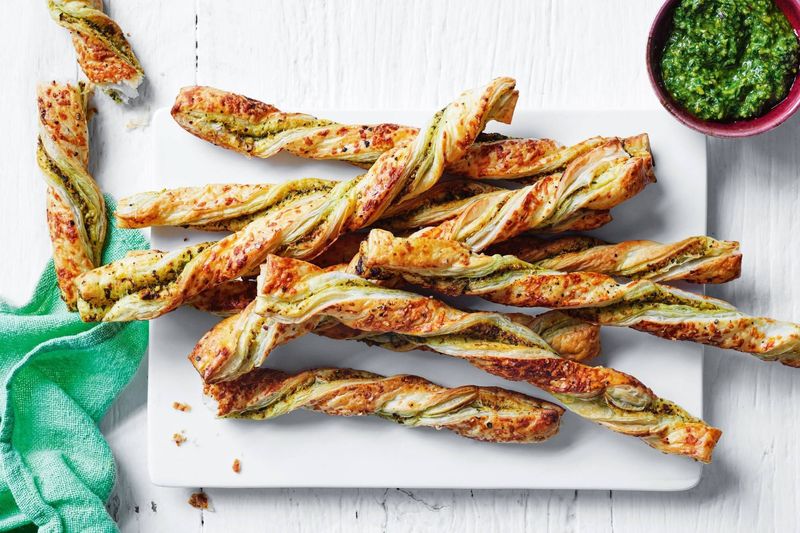 Pesto And Mozzarella Twists